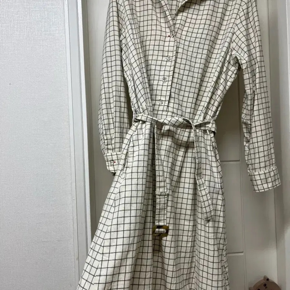 Ines de la Fressange x UNIQLO Plaid Shirt – Size M - Picture 4 of 9